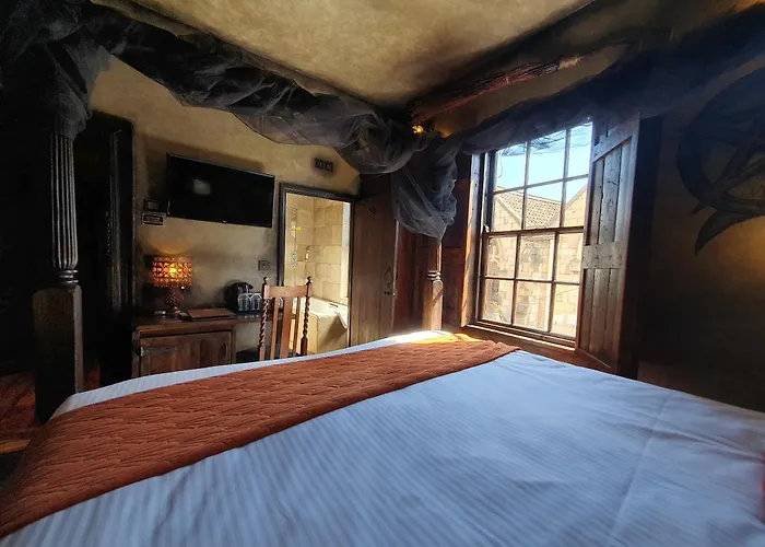 Hocus Pocus Tiny Hotel