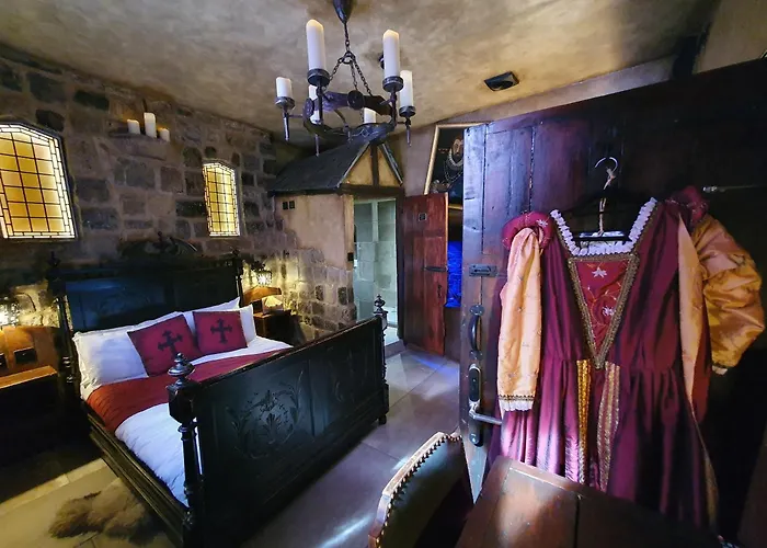 Hocus Pocus Tiny Hotel